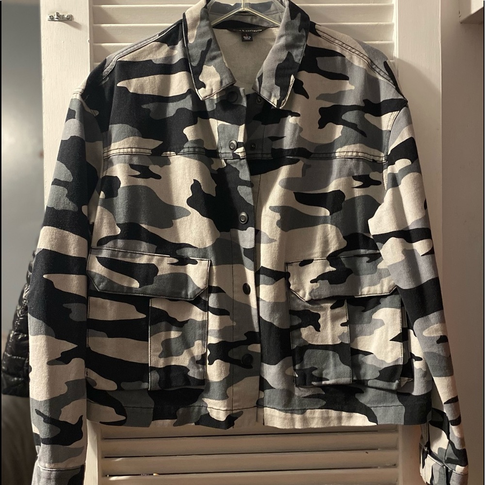 Like new jean jacket